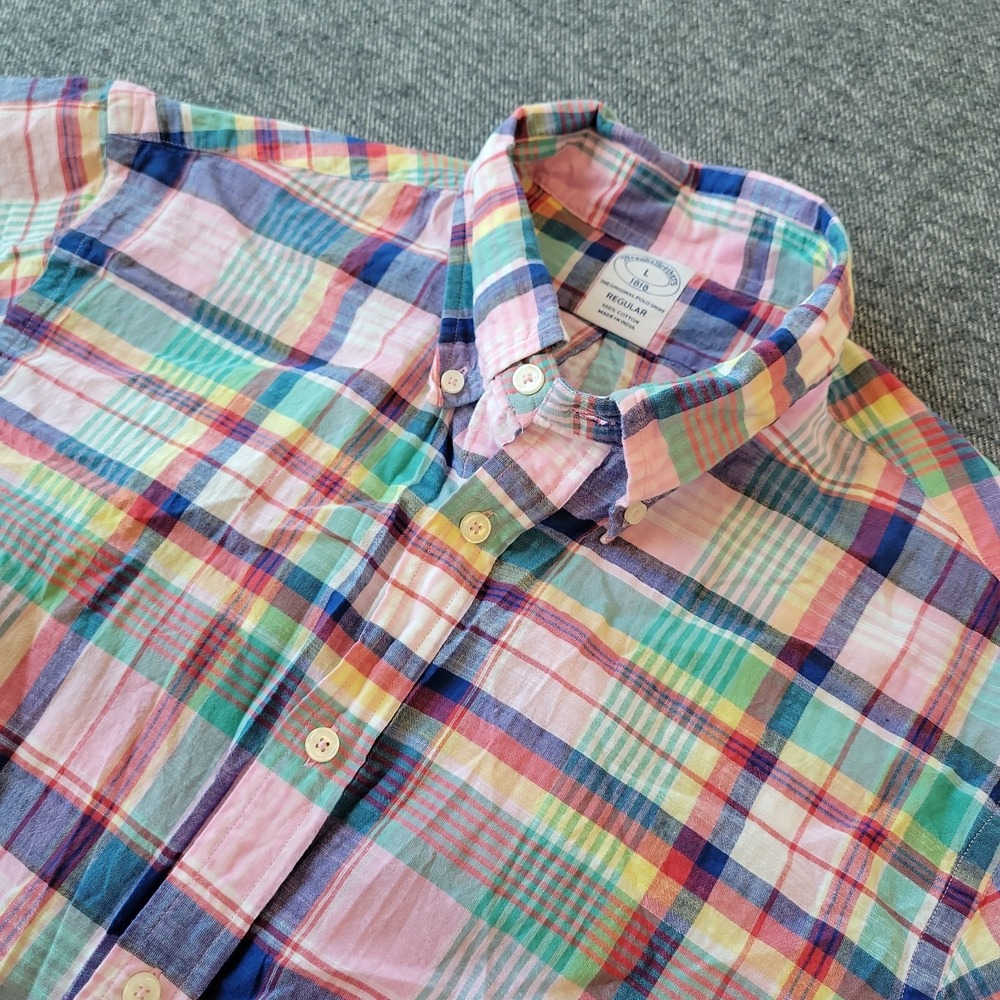 Brooks Brothers Shirt Men's Large Regent Red Madras Plaid Short Sleeve Button Up